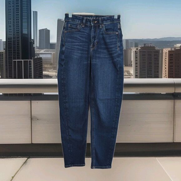 American Eagle Mom Jean women's jeans, size 000 short, stretch, dark wash blue - Picture 1 of 14